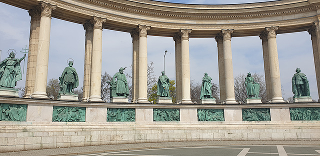 Statues in Hero's Square