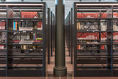 Büchermagazin - Symetrie