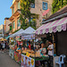 Trois kiosques gastronomiques / Three gourmet booths