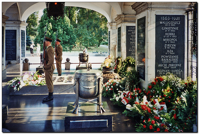 Tomb of the Unknown Soldier | Grob Nieznanego Zolnierza