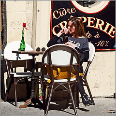 A la terrasse - Moment de réflexion