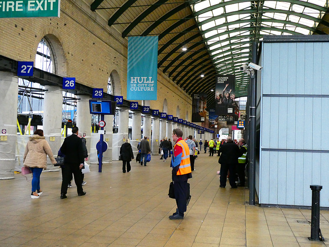 The Paragon Interchange, Hull - 2 May 2019 (P1010169)