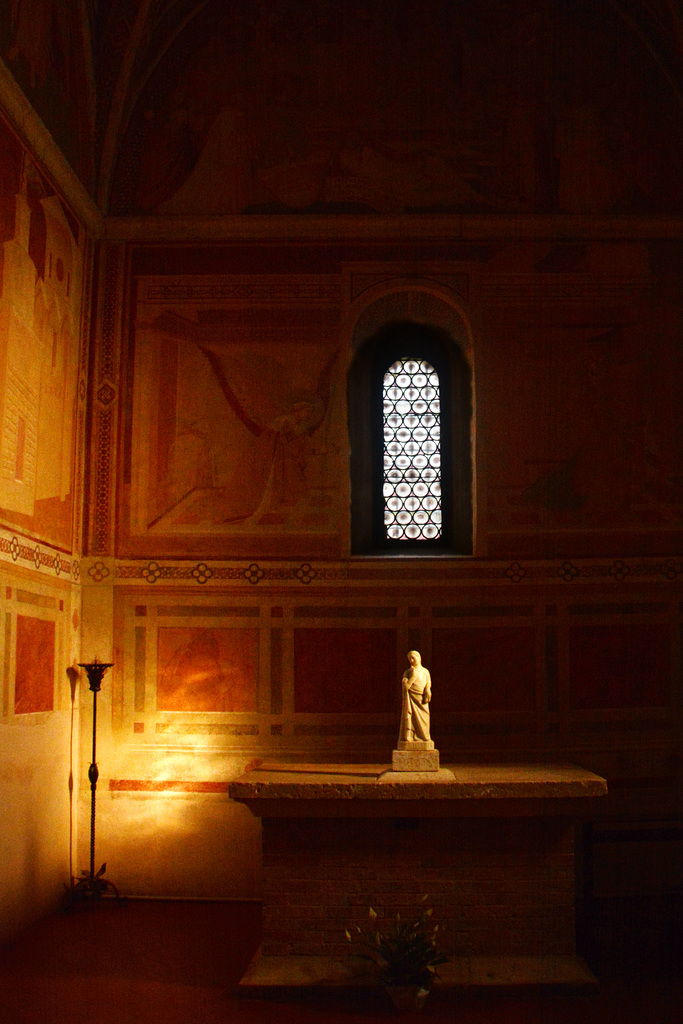 Italy, Chapel of San Galgano Inside