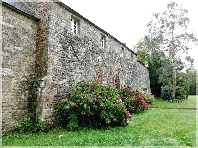 Le manoir de Garouet à Yvignac la Tour (22) Le manoir de Garouet à Yvignac la Tour (22)