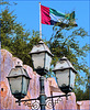 Emirati arabi uniti : lamppost and flag in Abu Dhabi -