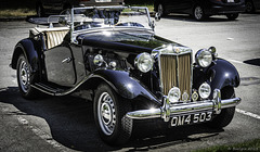 auf den Strassen von Vancouver ... MG Midget TD (© Buelipix)