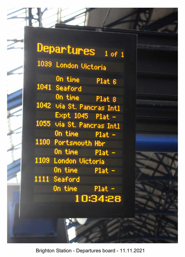 Brighton Station Departures board  11 11 2021