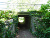 Passage au fond du Parc du Bosquet (26) sous le pont de chemin de fer***********