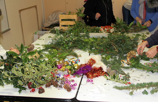 Atelier couronne de Noël au FRB 2021