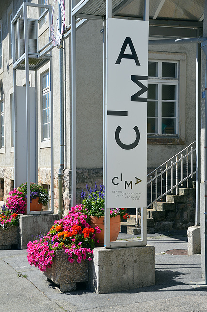 Eingang zum Musikdosen- und Automatenmuseum CIMA (Centre International de Mécanique d'Art)