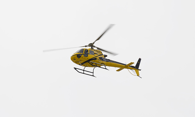 Eurocopter AS350 N585AE