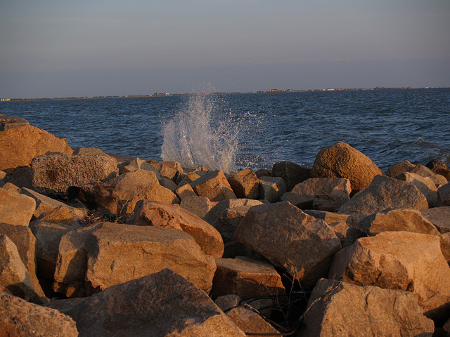 Штормит Азовское Море / Light Storm on the Azov Sea