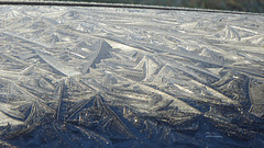 Auto-Dach mit Eisblumen
