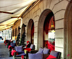 Cappello Rosso al Caffé degli  Specchi -Trieste