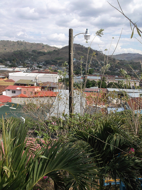 Lampadaire insolite du Nicaragua