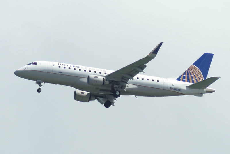 N134SY approaching SFO - 14 April 2016