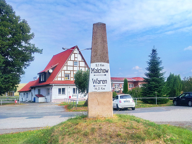 Postmeilensäule bei Sietow