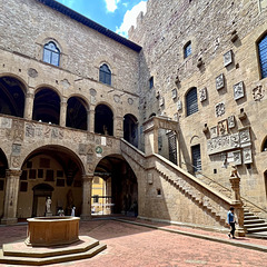 Florence 2023 – Museo nazionale del Bargello – Courtyard