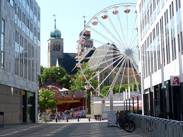 Pfingstfest bei der Kathedrale St. Sebastian