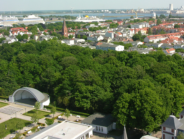 Kurpark - Altstadt Warnemünde - Hafen - Kohlekraftwerk