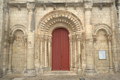 Portail de l'église de Paulnay