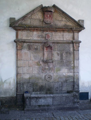 Fountain of Saint Gonzalo Convent (1545).