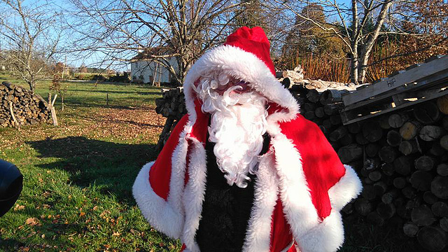 Pere Noël sur les chemins...