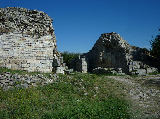 Porta Caesarea and City Wall