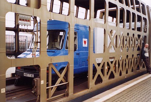 truck on chunnel