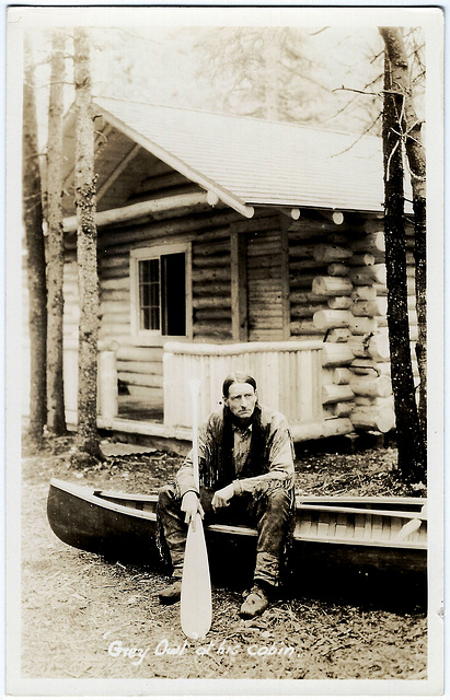 MN1129 CLEAR LAKE - GREY OWL AT HIS CABIN