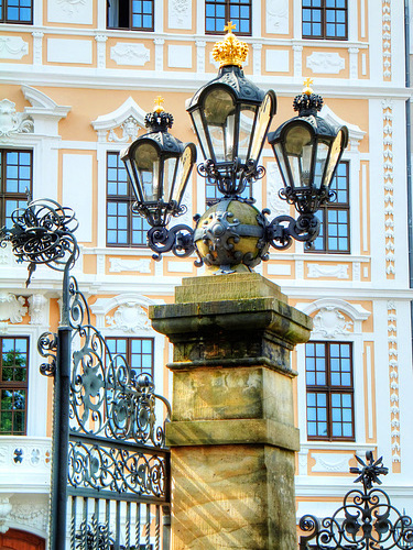 Dresden Detail am Schlosszaun. ©UdoSm