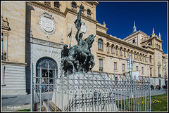 Academia de Caballería  - Monumento de los Cazadores de Alcantara