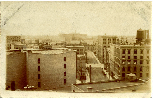 WP1923 WPG - (LOOKING S DOWN ARTHUR FROM UNION BANK)