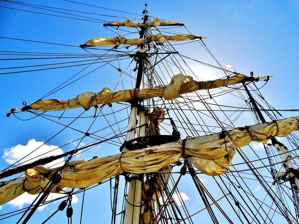Mast, Rigging and Sails