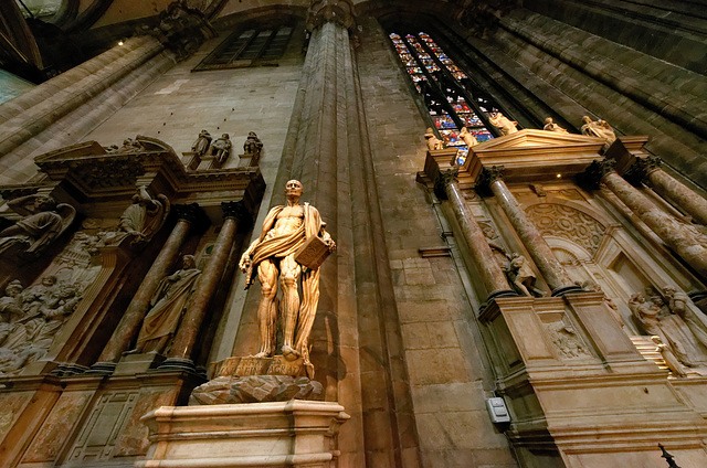 Le Duomo - Statue de saint Barthélemy écorché