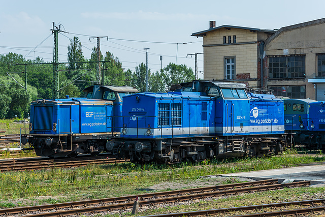 202 547-6 und 212 054-1 der Eisenbahngesellschaft Potsdam