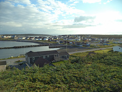 Une vue en hauteur et de loin