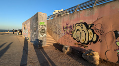 Dead end along with two big rocks / Impasse avec deux gros rochers