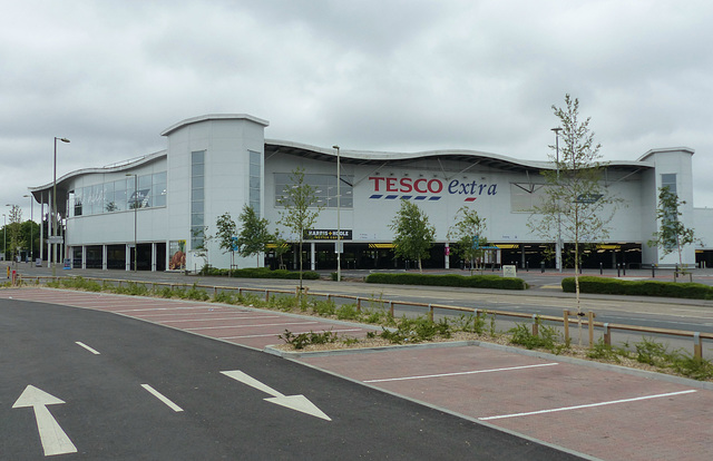 Tesco Extra, Havant - 17 July 2016