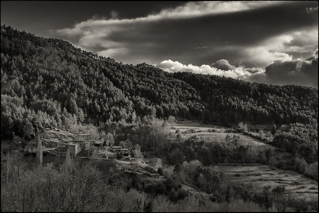 La terra il·luminada