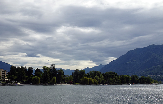 Kommen oder gehen die Wolken? Was macht die Wetterlage?