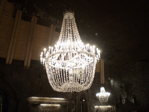 Chandelier made in salt.