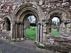 torre abbey, devon, post 1196 chapterhouse, very old fashioned for the early c13