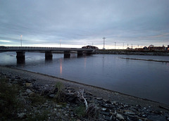 Pont au petit matin / Early morning bridge