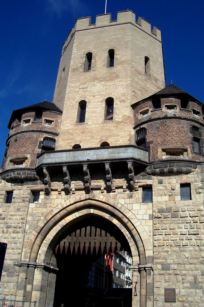 DE - Cologne - Severinstorburg