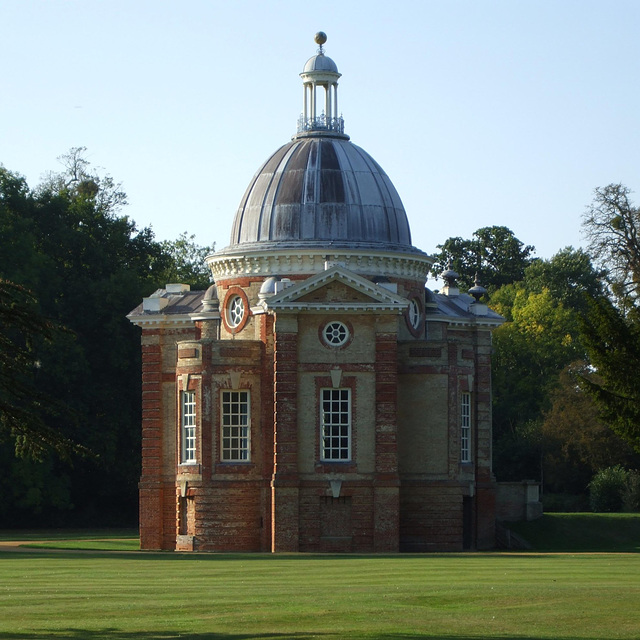 Wrest Park: Pavilion 2011-10-03