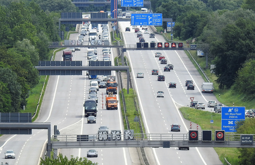 Autobahnsperrung A1 wird vorbereitet