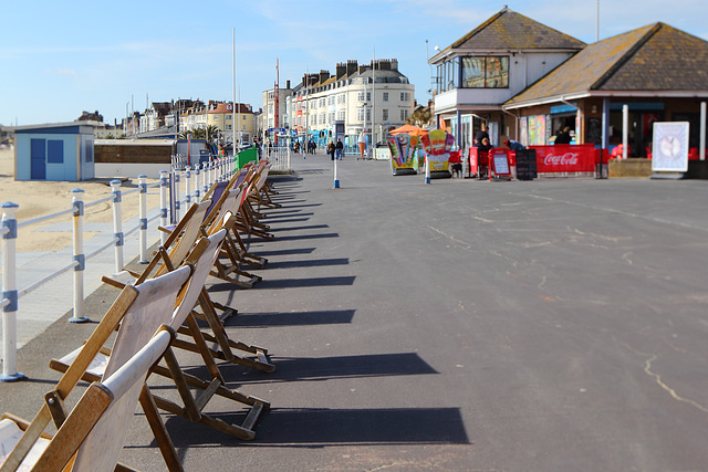 EOS 60D Unknown 09 38 42 4093 Deckchairs dpp