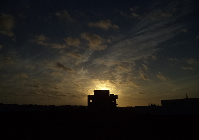 Un coucher de soleil bidouillé involontairement / Unwilling photographed sunset