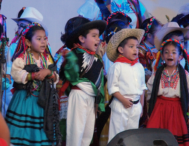 Oaxaca Kids Singing